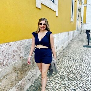 Meet your Posher, Carlie